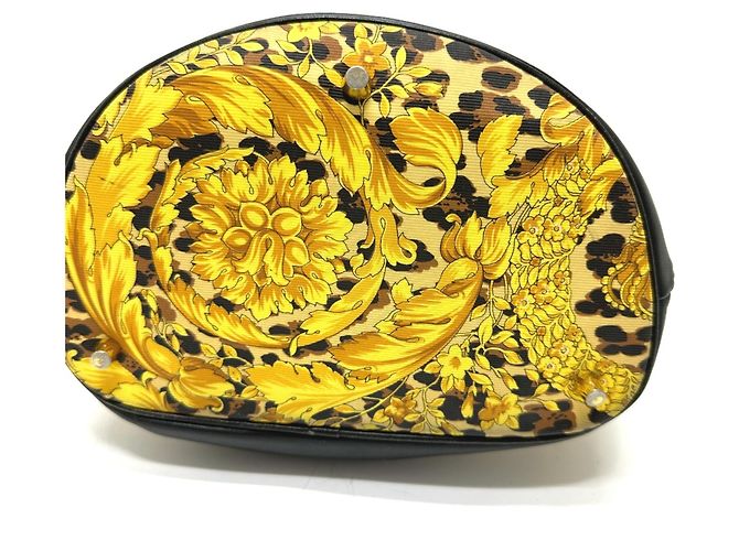 Vintage Gelbe Leder Schultertasche von Versace - Ansicht 3