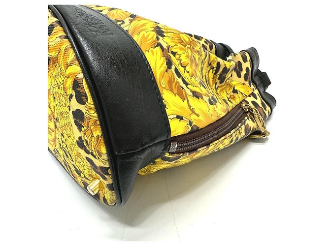 Vintage Gelbe Leder Schultertasche von Versace - Ansicht 4