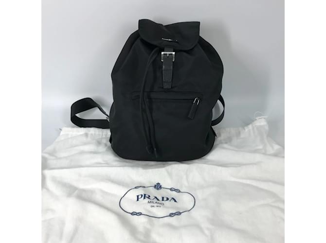 Prada 1BZ032 Logo-Platte Rucksack Schwarz - Ansicht 14