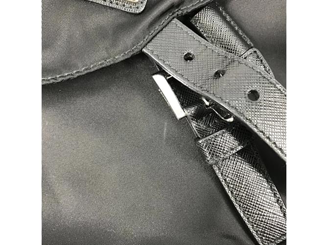 Prada 1BZ032 Logo-Platte Rucksack Schwarz - Ansicht 15