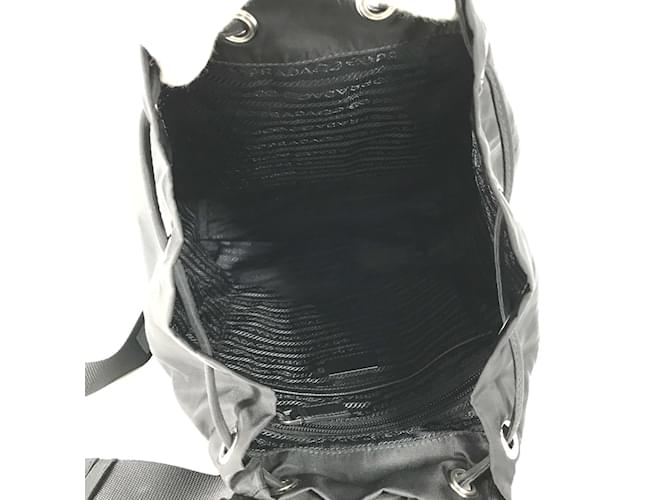Prada 1BZ032 Logo-Platte Rucksack Schwarz - Ansicht 8