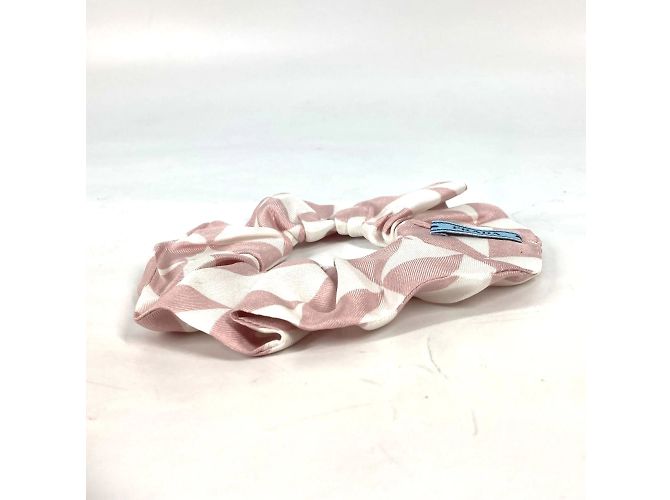 Acessório de cabelo com logo triangular da Prada Rosa - vista 6