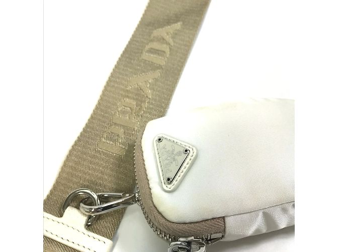Borsa a spalla in tessuto bianco Prada con pochette - vista 8