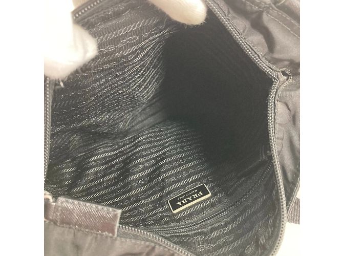 Borsa a spalla in tessuto nero Prada - vista 12
