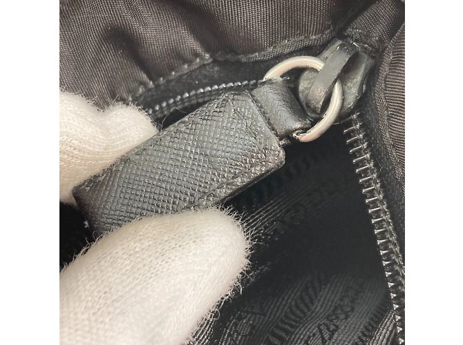Borsa a spalla in tessuto nero Prada - vista 14