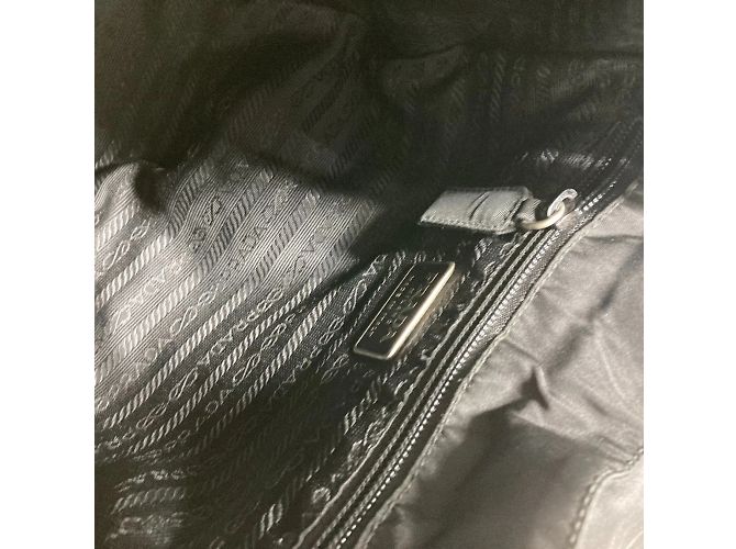 Schwarzer Stoff-Rucksack von Prada - Ansicht 13