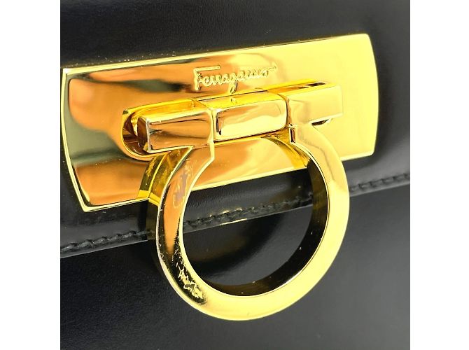 Borsa Gancini di Salvatore Ferragamo Nero - vista 4