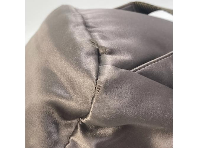 Prada Rucksack mit brauner Logo-Platte - Ansicht 7