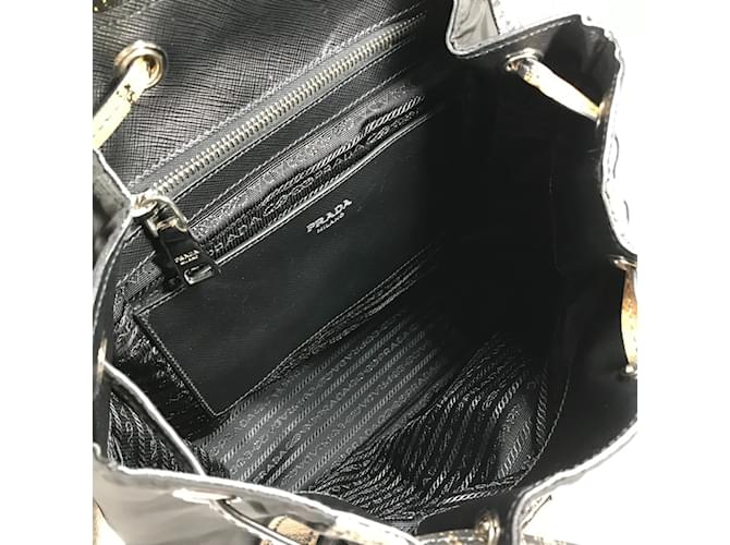 Mochila com logo triangular Prada Preto - vista 13
