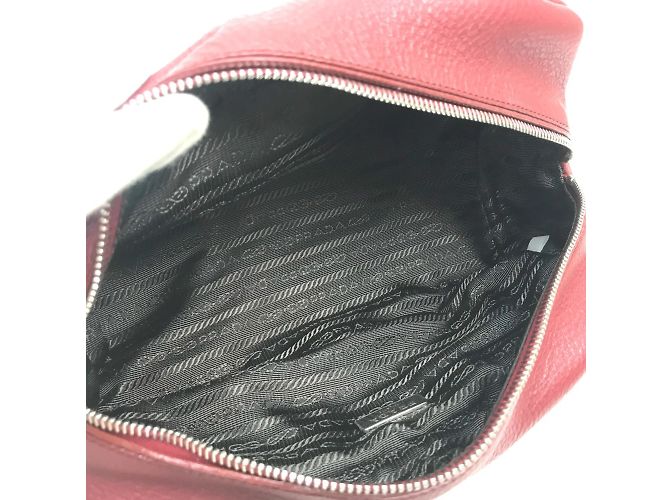 Rote Lederpouch von Prada - Ansicht 7