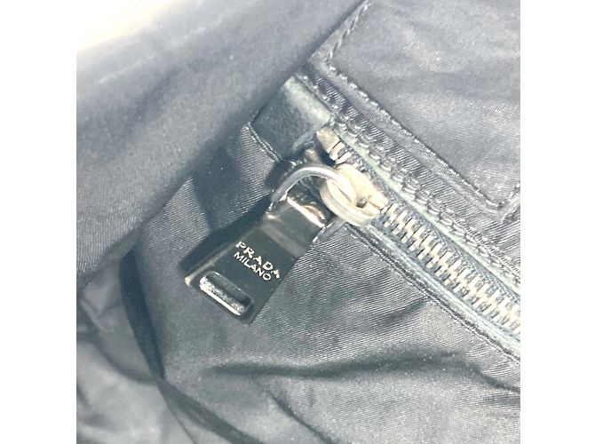 Borsa a spalla in tessuto nero Prada - vista 16
