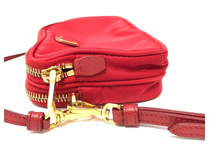 Borsa a spalla in tessuto rosso Prada - vista 6