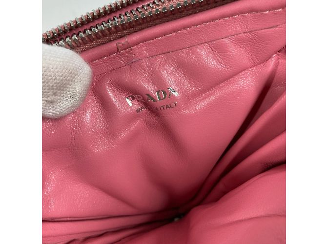 Borsa a spalla in pelle rosa Prada - vista 11