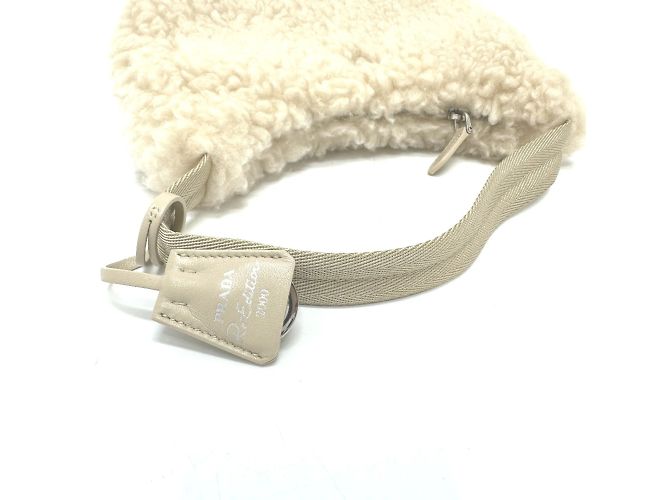 Borsa in pelliccia beige Prada 1NE515 - vista 7