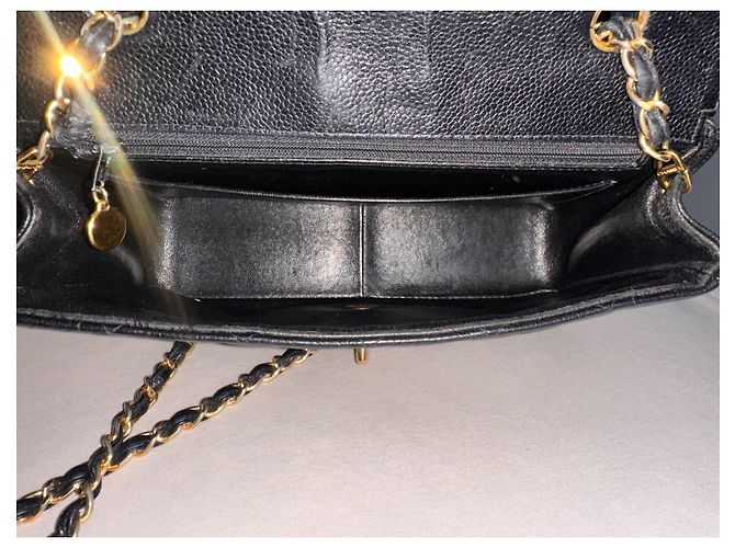 Borsa Chanel Diana Medium in pelle caviar nera Nero - vista 11