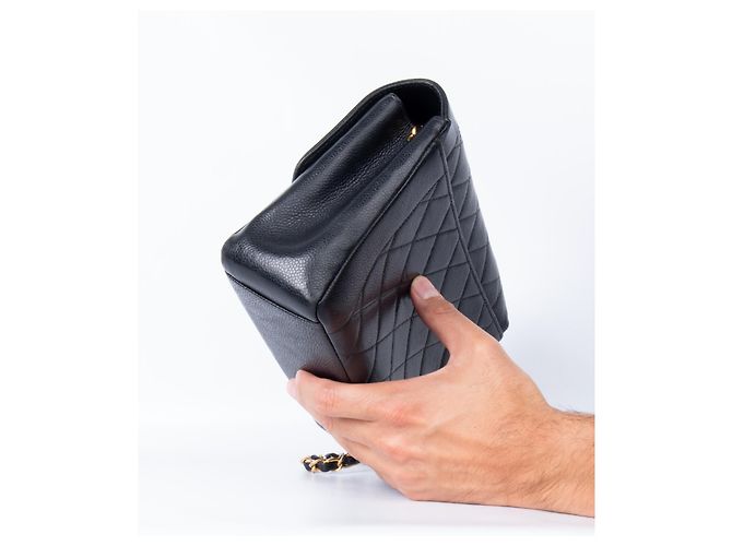 Borsa Chanel Diana Medium in pelle caviar nera Nero - vista 16