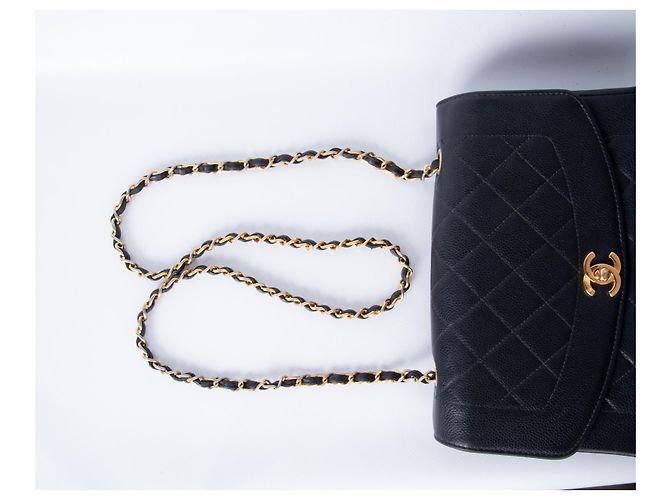 Borsa Chanel Diana Medium in pelle caviar nera Nero - vista 5