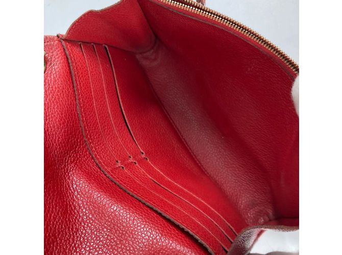 Cartera de Cadena Monogram Empreinte Louis Vuitton Roja - vista 10