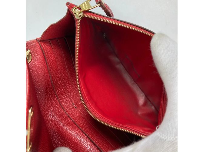Cartera de Cadena Monogram Empreinte Louis Vuitton Roja - vista 11