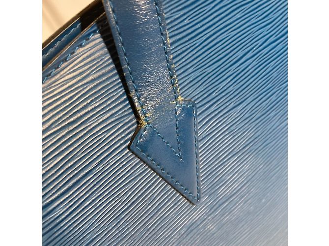 Borsa tote Epi Louis Vuitton in blu Toledo - vista 14