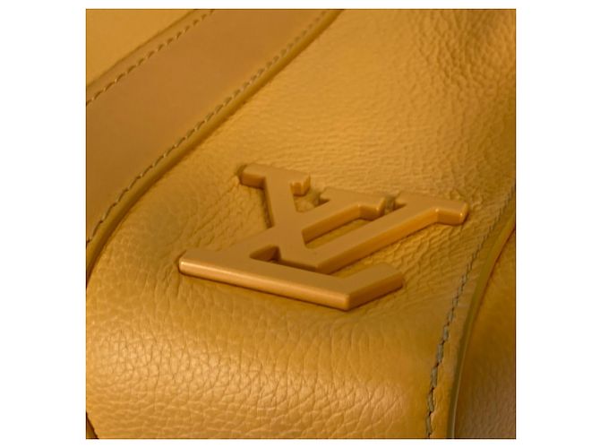Louis Vuitton M21438 LV Aerogram Borsa a spalla 2WAY Giallo - vista 7