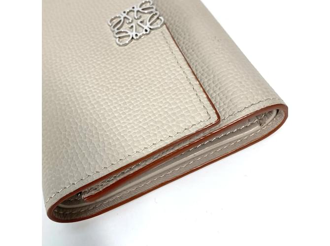 Billetera compacta trifold Loewe Beige - vista 3