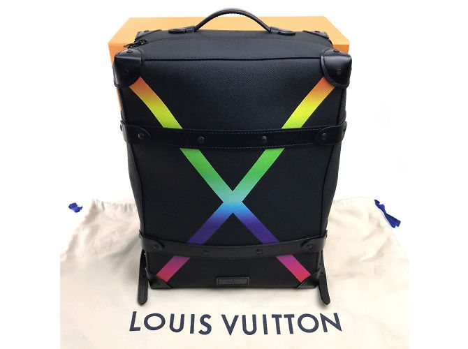 Zaino Louis Vuitton Taiga Rainbow Nero - vista 6