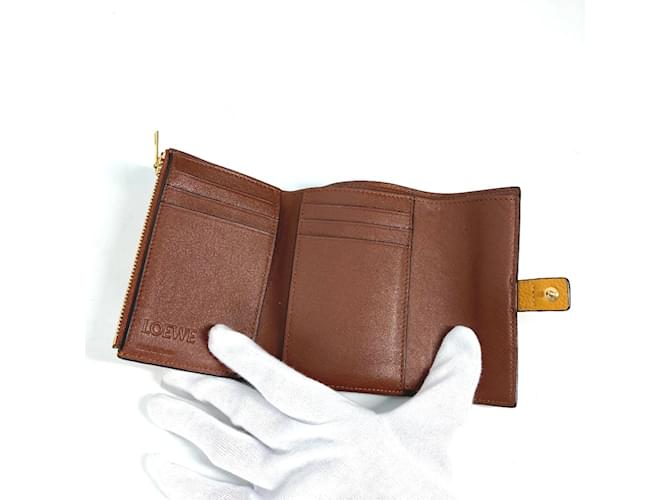 Billetera compacta bi-fold Loewe Castaño - vista 3
