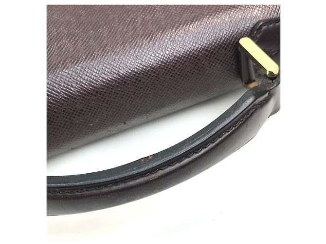 Borsa Louis Vuitton Taiga Marrone - vista 12