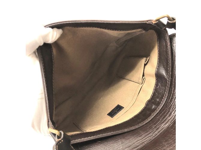 Borsa a Spalla Utah M92994 di Louis Vuitton Marrone - vista 6