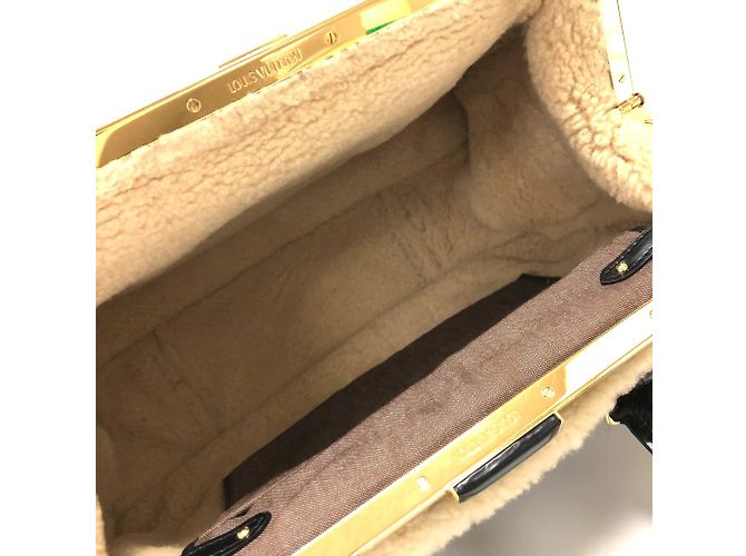 Borsa da viaggio Monogram in shearling Louis Vuitton Marrone - vista 7