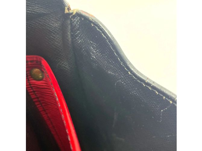 Borsa Pochette Epi Louis Vuitton Rosso - vista 12