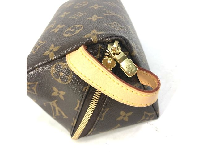 Set di Pochette con Pennello e Spray Monogramma Louis Vuitton Marrone - vista 6