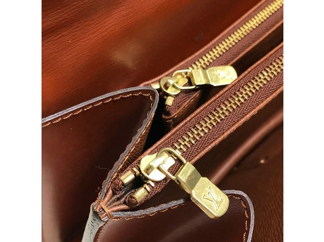Borsa a mano Epi M52133 di Louis Vuitton Marrone - vista 14