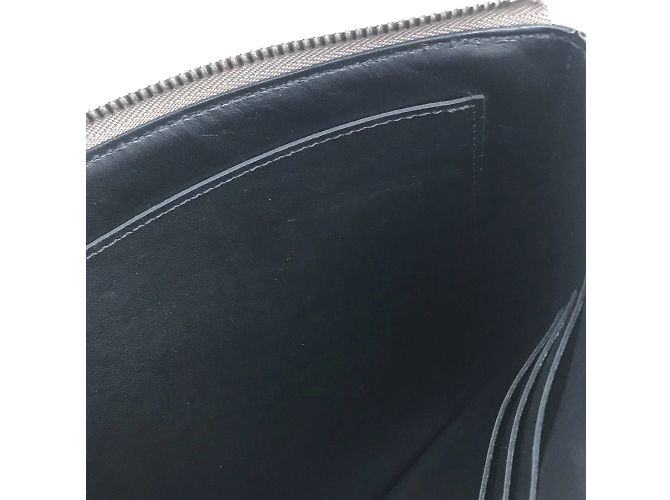 Borsa clutch in pelle grigia Louis Vuitton Marrone - vista 12
