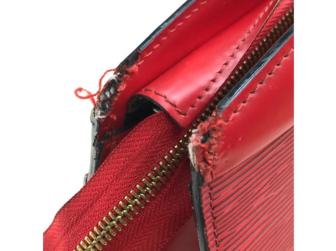 Borsa Louis Vuitton Epi in rosso castigliano - vista 6