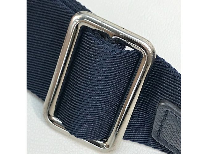 Borsa a Spalla Louis Vuitton Taiga Blu navy - vista 8