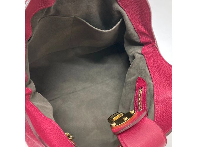 Borsa a mano Monogram Mahina M93817 di Louis Vuitton Rosso - vista 11