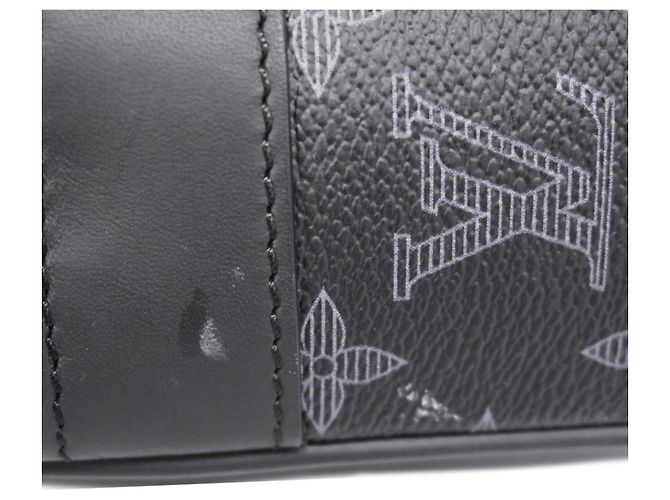 Borsa a Spalla Louis Vuitton Monogram Eclipse Vivienne M43677 Danube PM Nero - vista 9