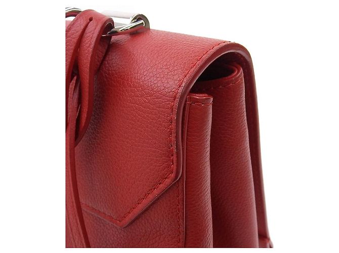 Borsa Louis Vuitton Lockme 2 in pelle di vitello rosso rubino M50363 - vista 7