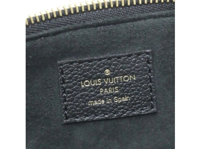 Sac à épaule Monogram Empreinte Louis Vuitton Noir - vue 19