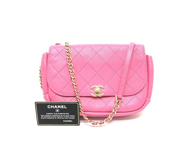 Chanel Pink Leather Shoulder Bag - view 14