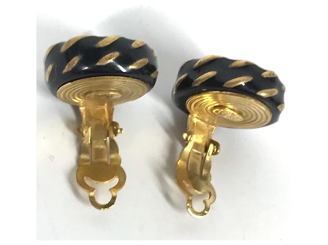 Vintage Gold- und Schwarz-Clip-Ohrringe Chanel 97A Golden - Ansicht 8