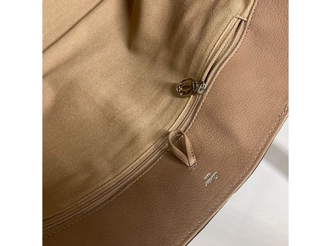 Borsa a spalla in pelle beige Cartier - vista 12