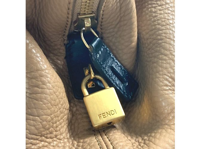 Fendi Bicolor Schultertasche Beige - Ansicht 10