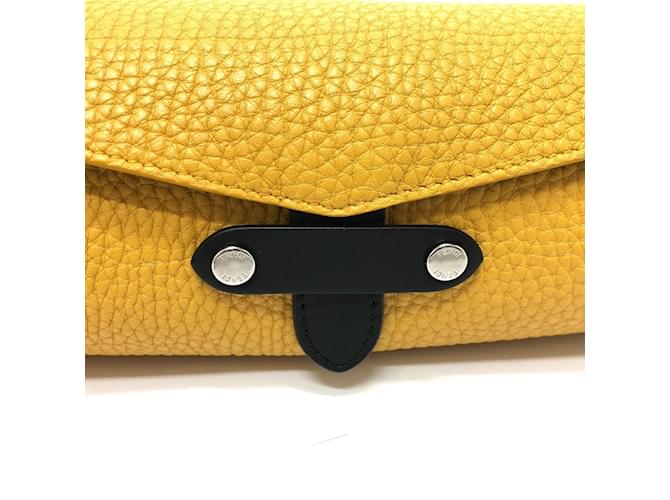 Fendi 7AS073 Watch Case Yellow - view 6