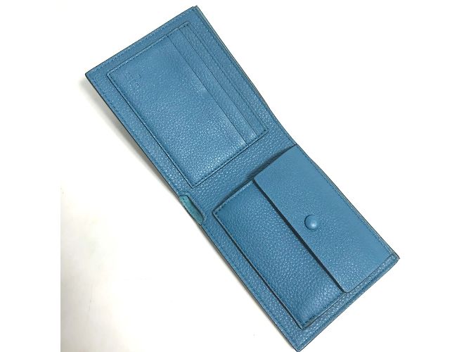 Gucci Blue Leather Bi-Fold Wallet - view 3
