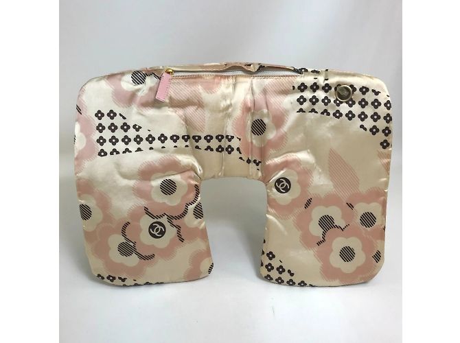 Set di cuscini e pochette per maschera per gli occhi Chanel Pink Rosa - vista 2