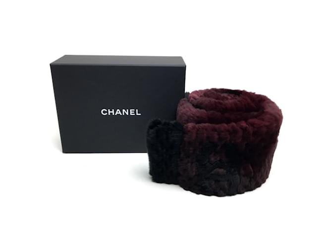 Sciarpa Chanel CC Mark in Rosso Bordeaux e Nero - vista 5