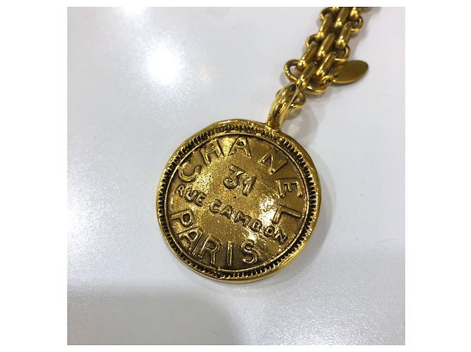 Portachiavi charm vintage Chanel 31 D'oro - vista 4